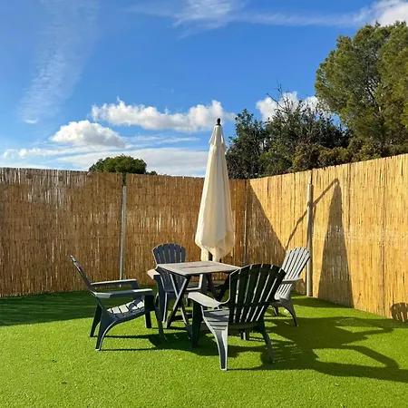 Casita De Campo En *